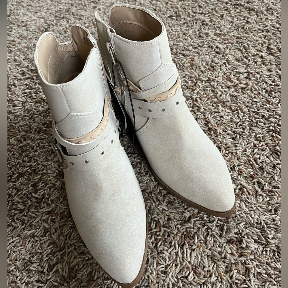 Booties - Picture 2 of 5